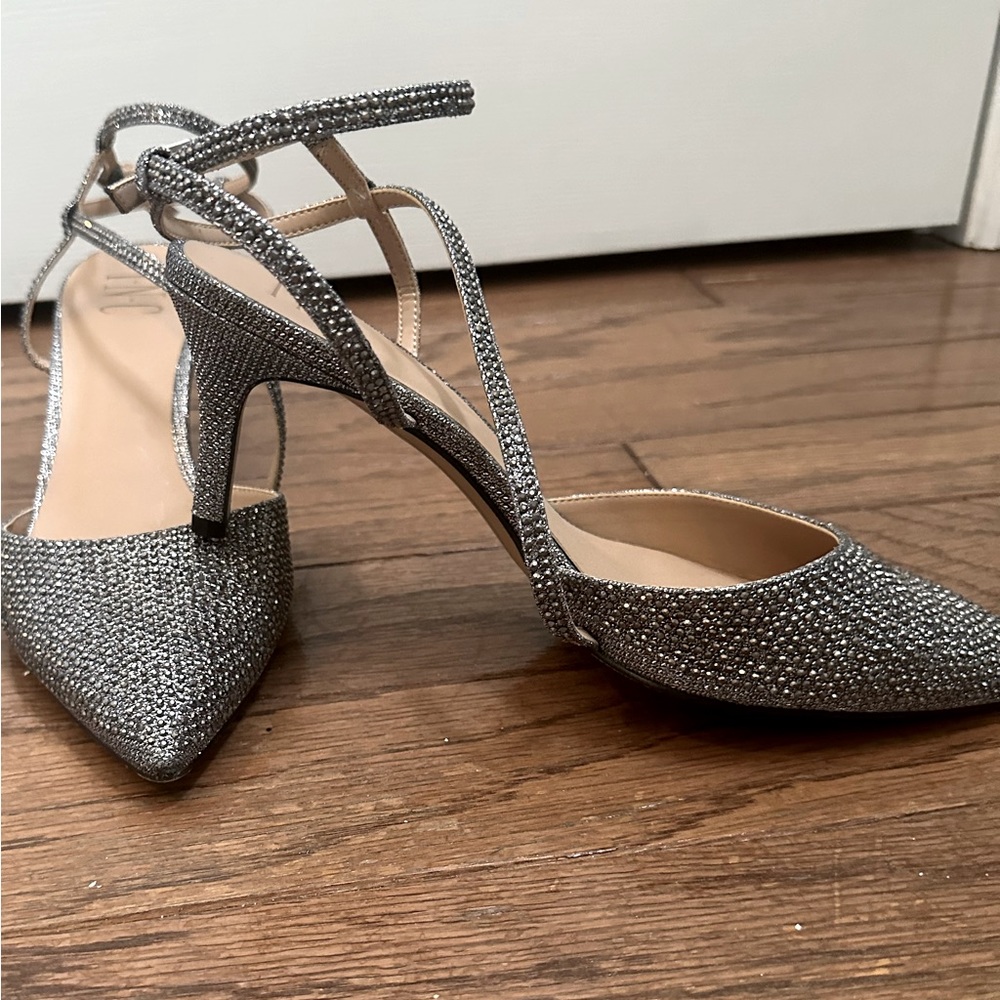 Silver dress heels size 8W by INC